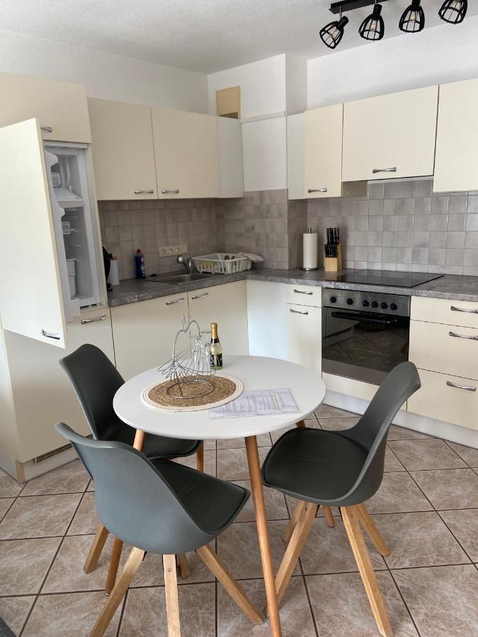 Cityapartment Direkt Am Hafen Friedrichshafen Luaran gambar