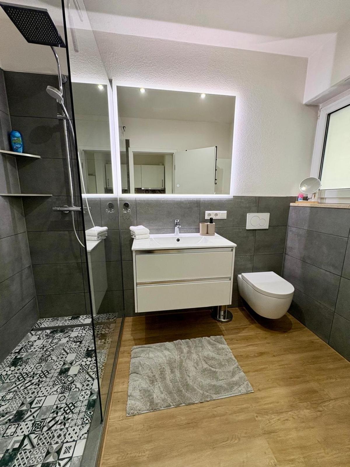 Cityapartment Direkt Am Hafen Friedrichshafen Luaran gambar