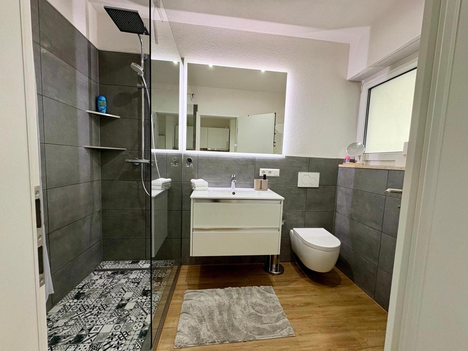 Cityapartment Direkt Am Hafen Friedrichshafen Luaran gambar